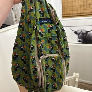 KAVU Toucan Patterned Sling Bag - Green and Black